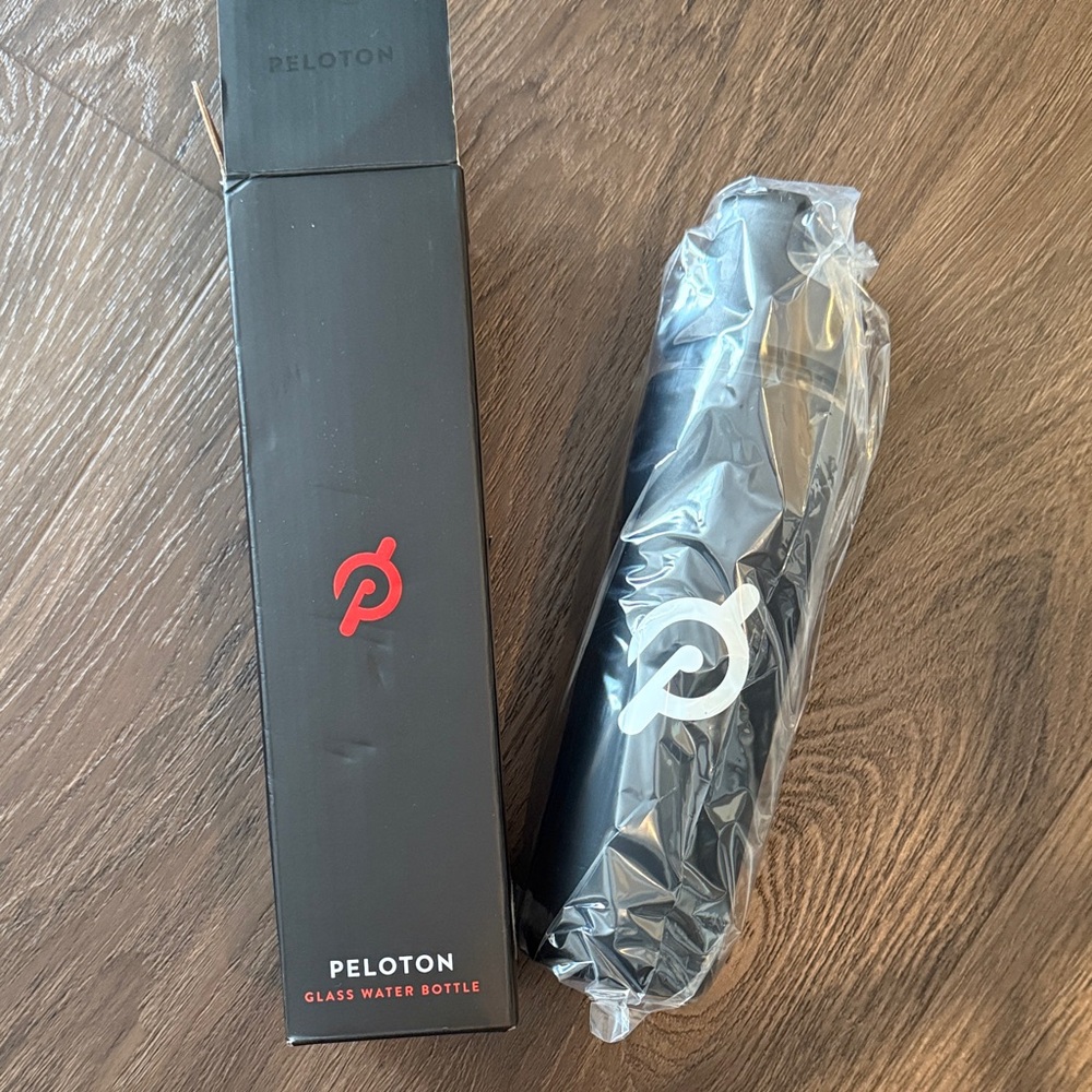 Peloton Black Glass Hydration Bottle